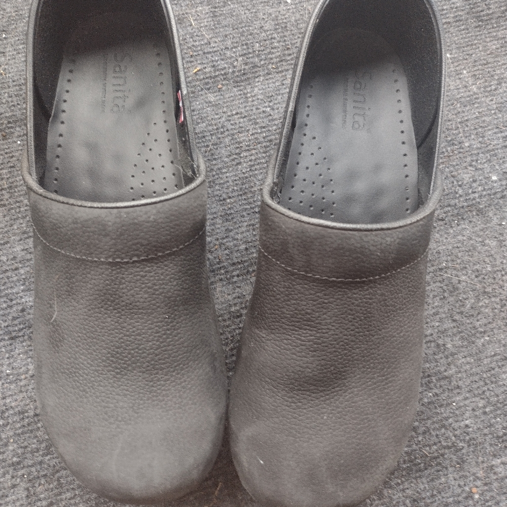 Sanita clogs